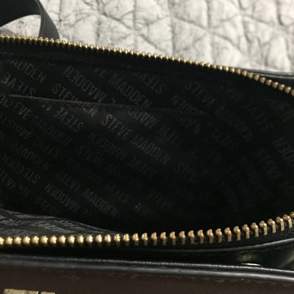 Steve Madden Convertible Crossbody - Picture 3 of 4